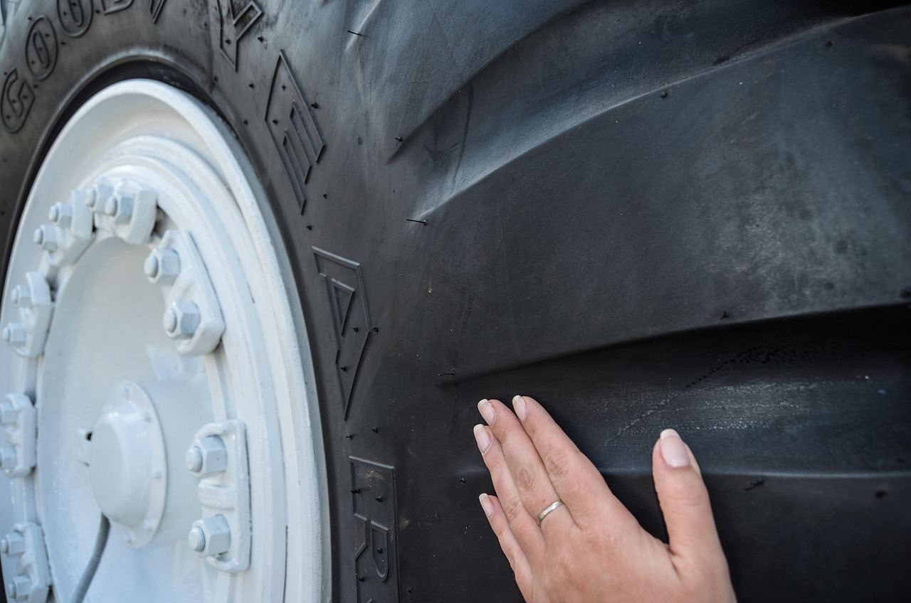 Miami-Dade mobile tire service dispatch