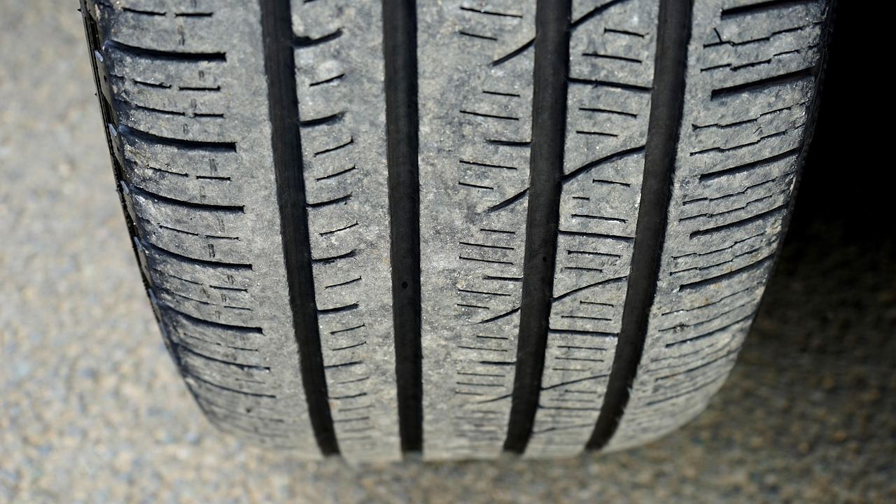 Miami-Dade mobile tire service dispatch