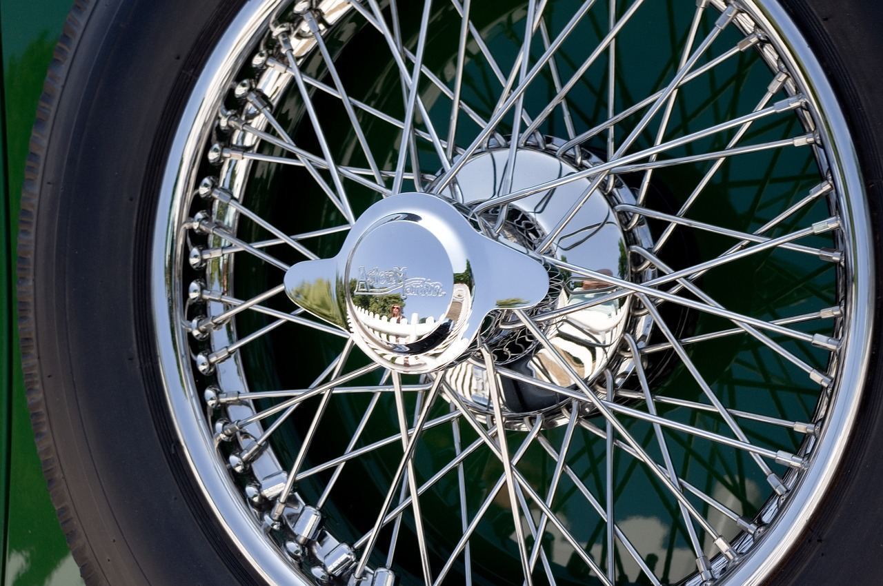 Flat tire on a Miami street